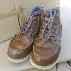 Used boys size 11 m London underground brown boots